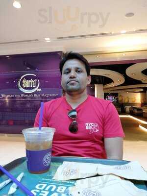 The Coffee Bean & Tea Leaf