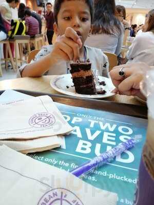 The Coffee Bean & Tea Leaf