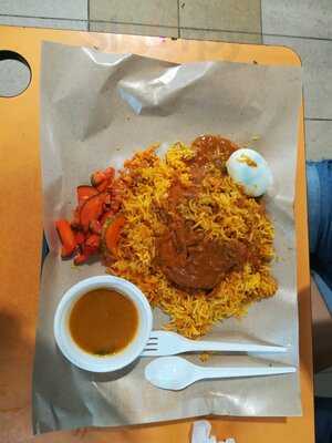 Pakistani Dum Briyani