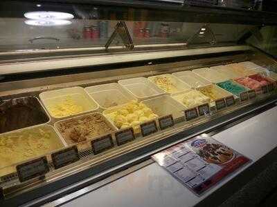 Cold Rock Ice Creamery