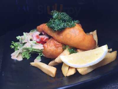 Cozy Bistro &  Lounge