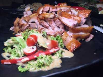 Cozy Bistro &  Lounge