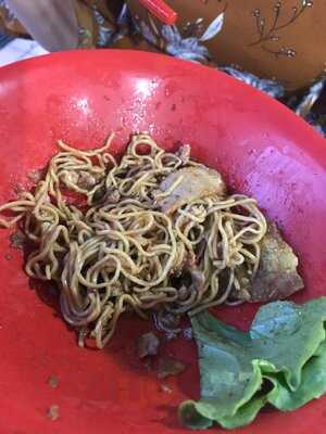 Hup Hup Minced Meat Noodles