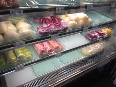 Boon's Fresh Fruits And Juices