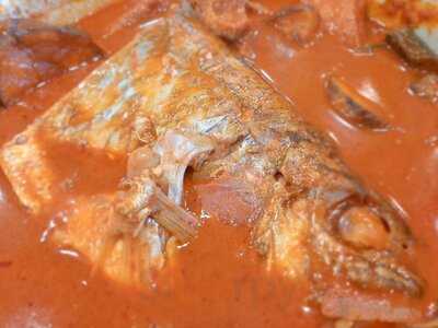 Na Na Homemade Curry