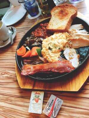 The House Of Robert Timms