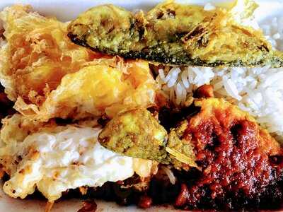 Ghim Moh Nasi Lemak