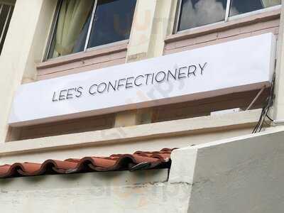 Lee's Confectionary