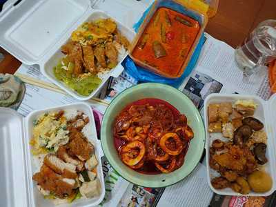 Yong Fa Hainanese Curry Rice & Curry Fish Head