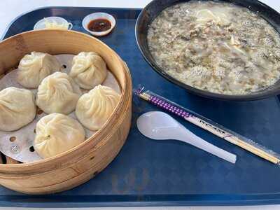Xin Peng La Mian Xiao Long Bao