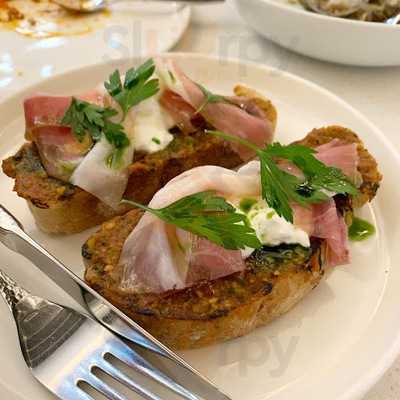 Venus By Sabestian Downtown Gallery