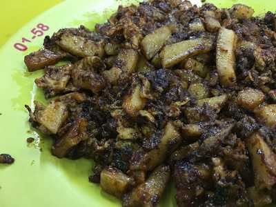 Weng Huat Carrot Cake