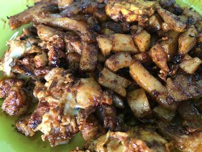 Weng Huat Carrot Cake