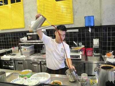 Hill Street Coffee Shop