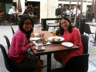 Perfecto Fusion Cuisine & Bar