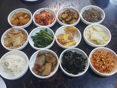 Kim's Family Restaurant