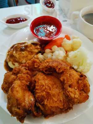 The Grumpy Bear Cafe