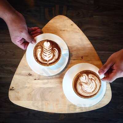 5 Little Monkeys Cafe