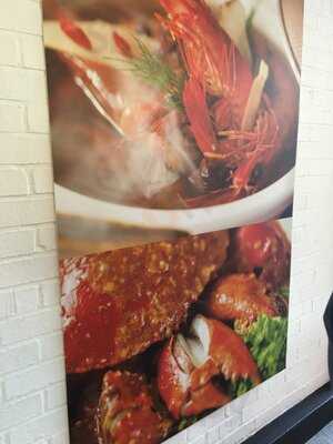 The Catch Seafood Restaurant & Bar