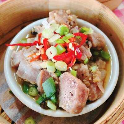 Johor Bahru Pau / Tim Sum