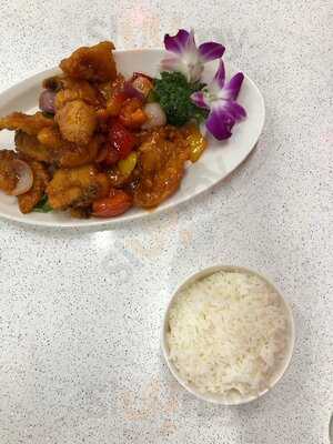 Happy Seafood Village