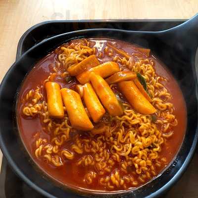 Daebak Korean Food, Wilkie Edge