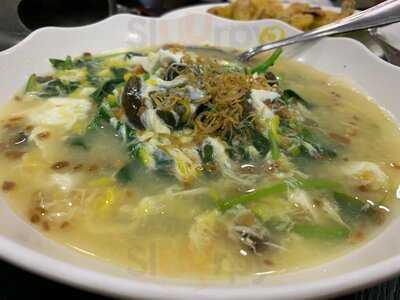 Food Street Keng Fish Head Steamboat Eating House