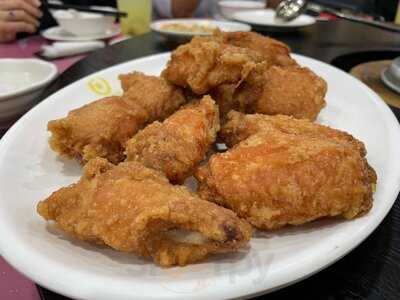 Food Street Keng Fish Head Steamboat Eating House