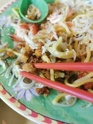 Huat Heng Fried Hokkien Prawn Mee