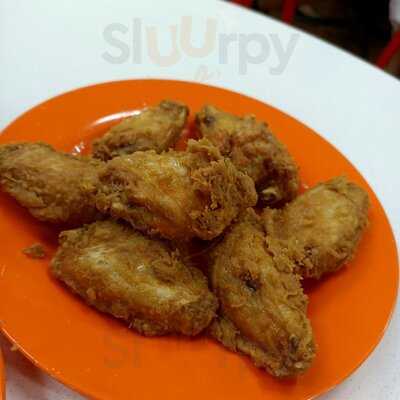 Tian Wai Tian Fishhead Steamboat Restaurant