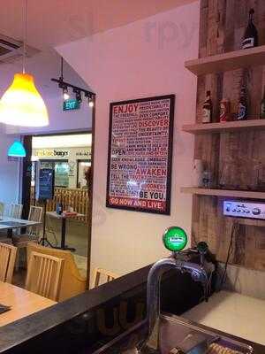 Scrumptious At The Turf