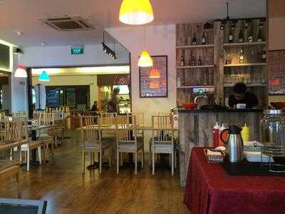 Scrumptious At The Turf