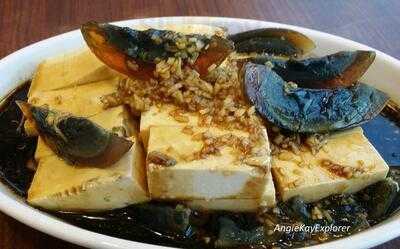 Bottle Tree Restaurant