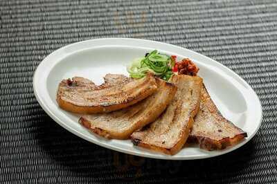 Bariuma Novena United Square Mall