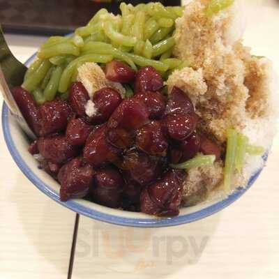 Encik Tan One Km Mall