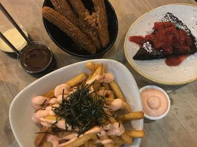 Grub Burger + Noodle Bar