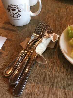 The Coffee Bean & Tea Leaf