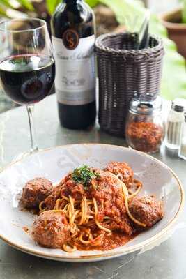 Tango Restaurant & Wine Bar