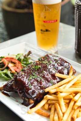 Tango Restaurant & Wine Bar