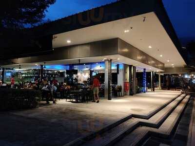 Atmosphere Bistro & Bar