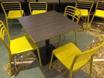 Gloria Jean's Coffees