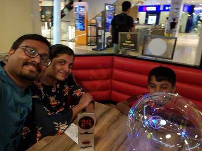 Fatburger & Buffalo's Express