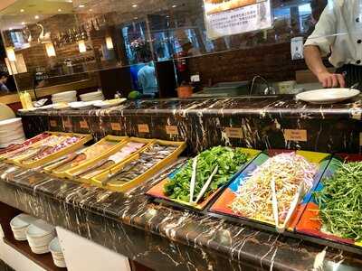 Vienna International Seafood & Teppanyaki Buffet Restaurant