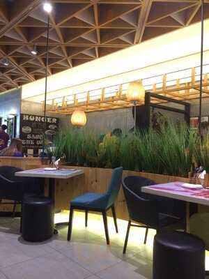 Streats Hong Kong Cafe