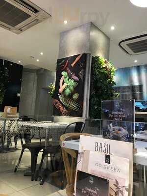 Basil Thai Kitchen