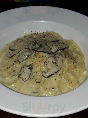 Oriental Western Bistro