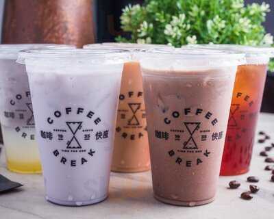 Coffee Break At Amoy Street