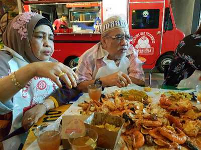 Cajun On Wheels (c.o.w)