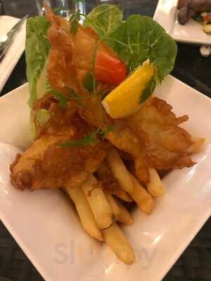 Moa Tiki New Zealand Bar And Grill