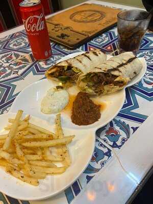 Istanbul Grill's And Cafe